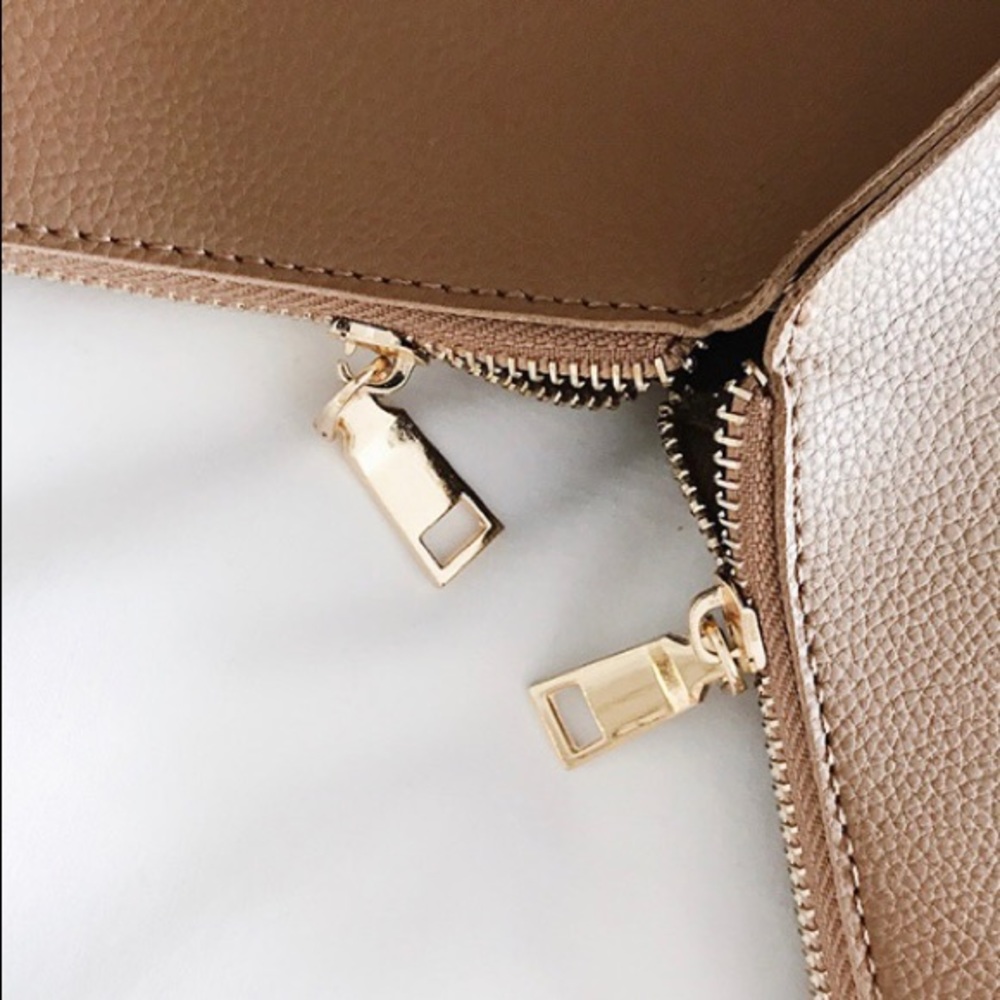 🆕 PROVENCE Floral Embroidered Bag - Picture 6 of 8